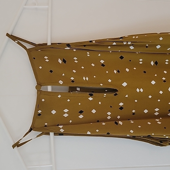 Torrid Tank Top - Picture 6 of 9